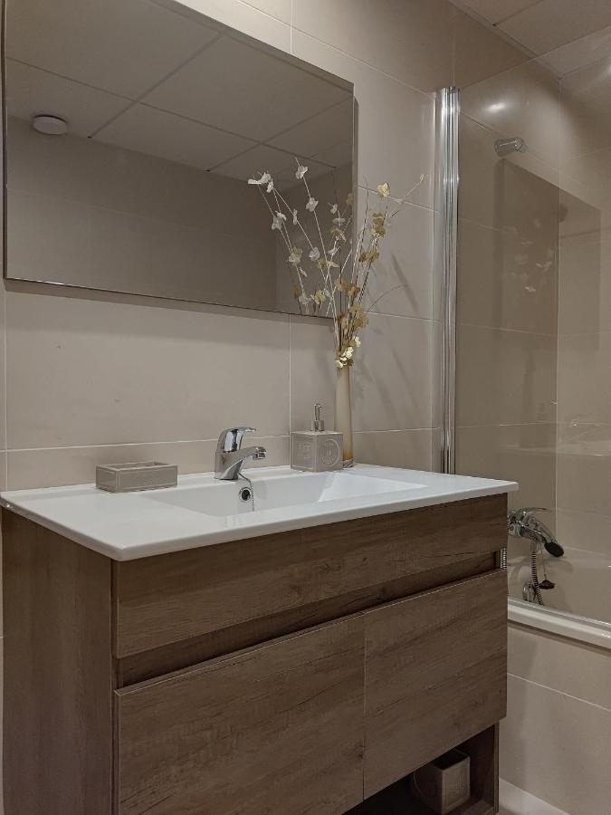Carme Apartment Hospitalet De L'Infant Exterior photo